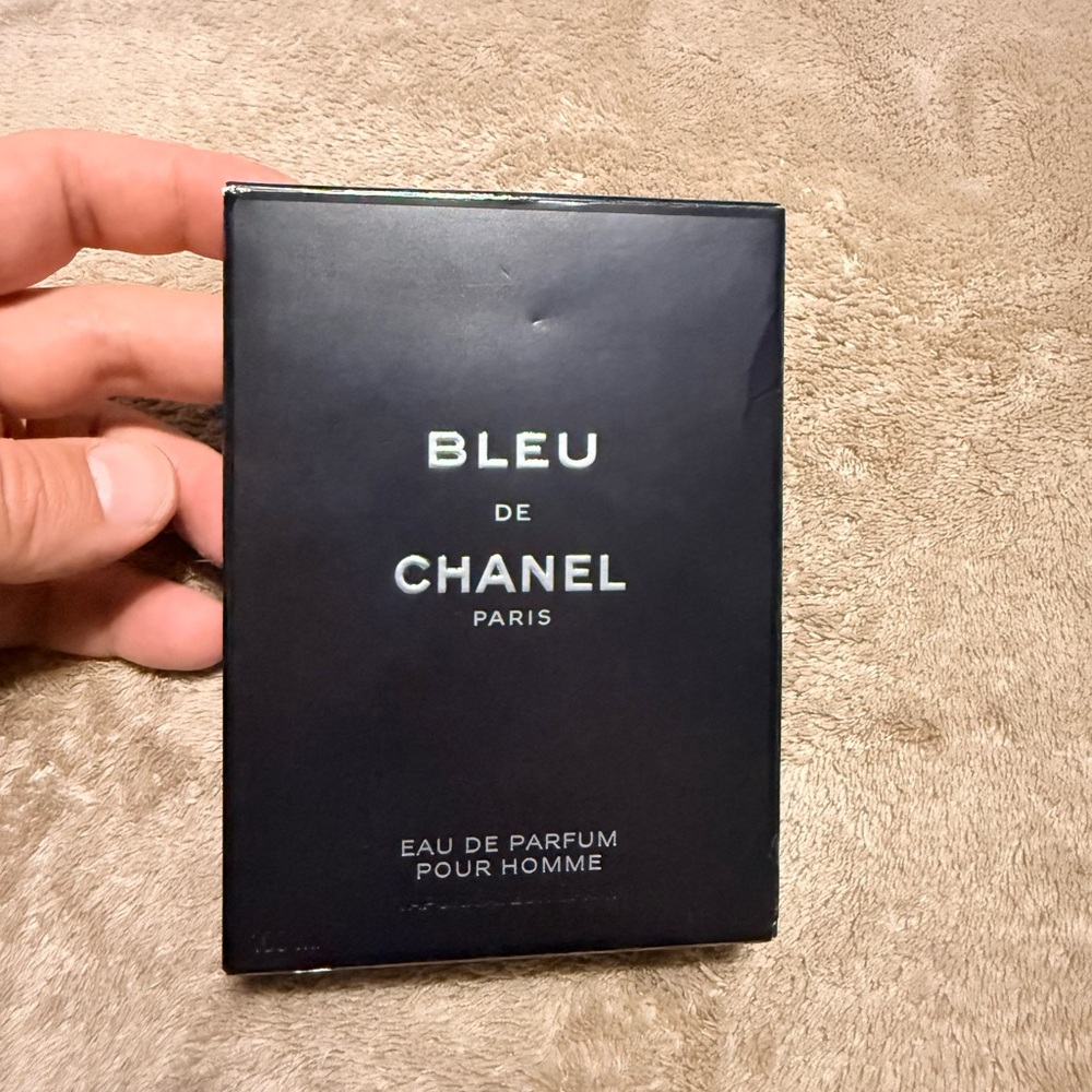 CHANEL Bleu Eau de Parfum - Black